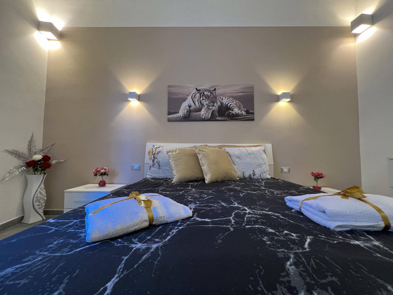 Leoscar Apartment In Catania Center Self Check-In ภายนอก รูปภาพ