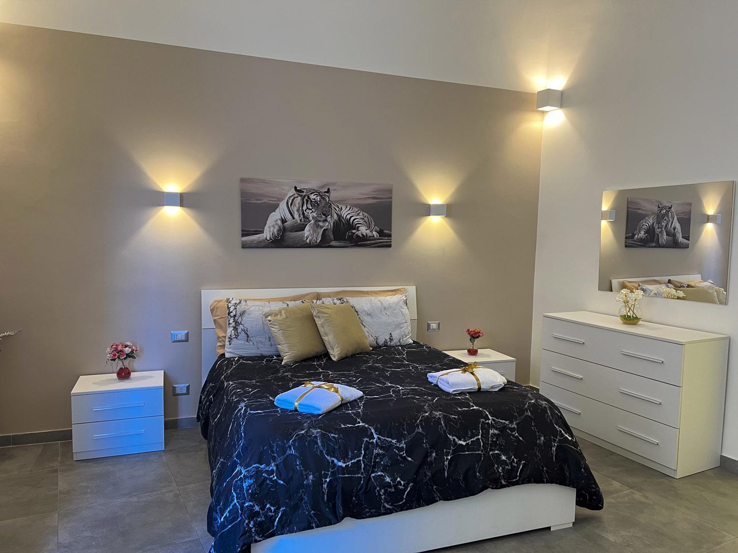 Leoscar Apartment In Catania Center Self Check-In ภายนอก รูปภาพ